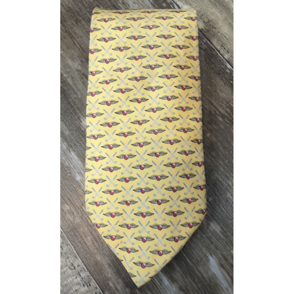 Vineyard Vines Custom Collection Men's Golf Tie Yellow Golf Clubs Balls Necktie
